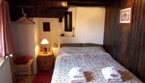 Classic Single Room with Shower