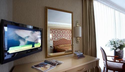 Double Room with Balcony and Sea View
