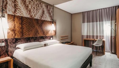 Double Sweet Room