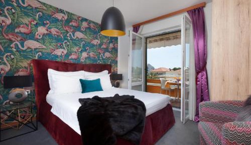 Studio with Balcony and Sea View