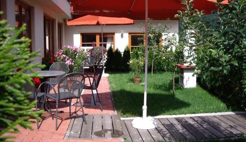 Two-Bedroom Apartment with Terrace or Balcony