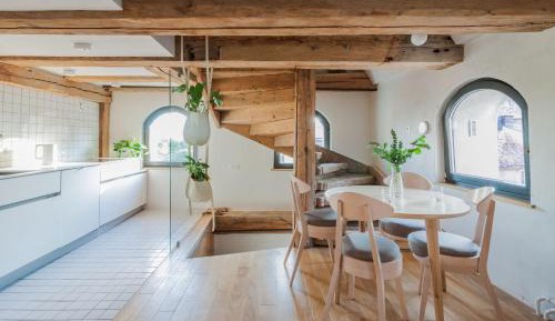  Apartment 8 - Split Level Deluxe