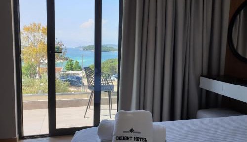 Deluxe Double or Twin Room with Sea View