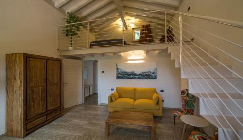 Suite with Mountain View
