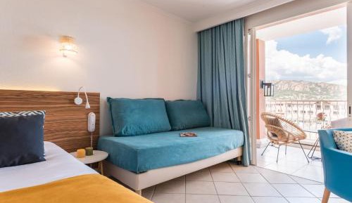 Triple Room with Terrace or Balcony