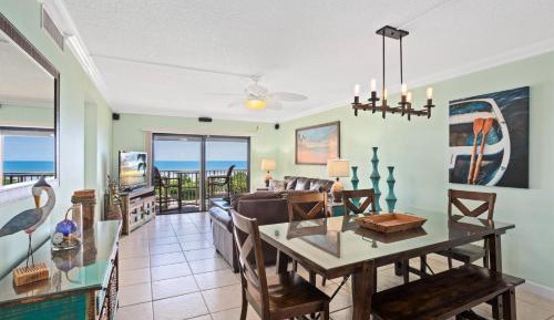 Three-Bedroom Apartment - Oceanfront - Unit #407