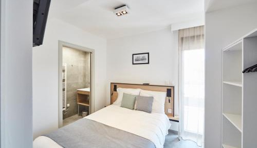 Two-Bedroom Apartment + Bunk Bed