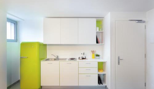 Studio Apartment Plus with Terrace and Garden View