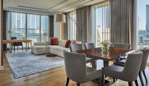 Deluxe Executive Suite