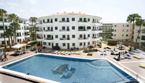 Apartment (3 Adults)