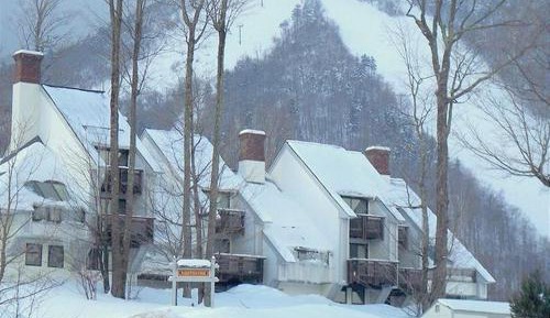 Three-Bedroom Townhouse