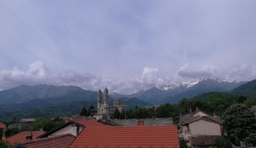 Superior Double or Twin Room with Mountain View