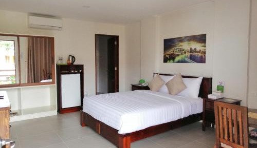 Queen Room