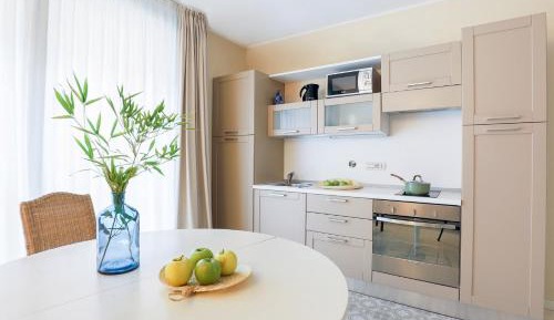 Studio (3 Adults)