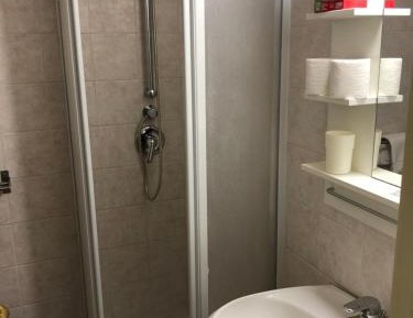 Single Room with Private External Bathroom