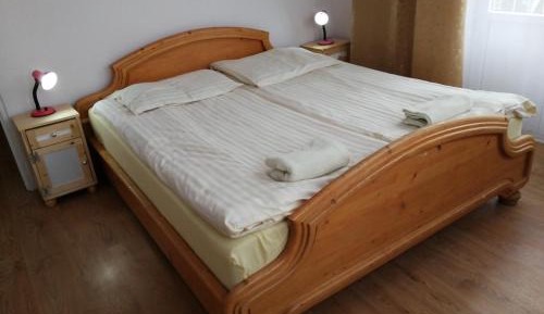Apartment (4 Adults)
