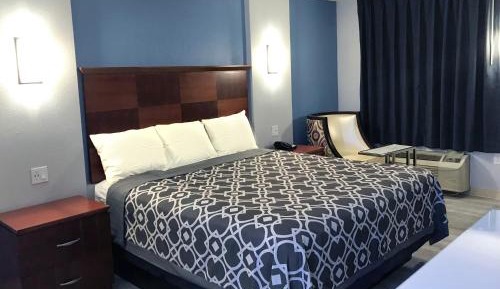 King Room - Non-Smoking