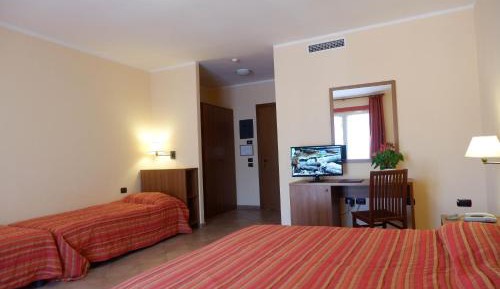 Quadruple Room with Sea View