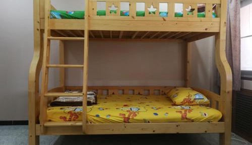 Twin Room with Shared Bathroom