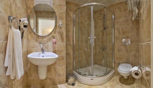 Deluxe Twin Room with Sea View