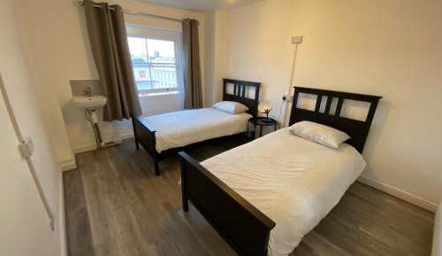 Standard Twin Room with Shared Bathroom