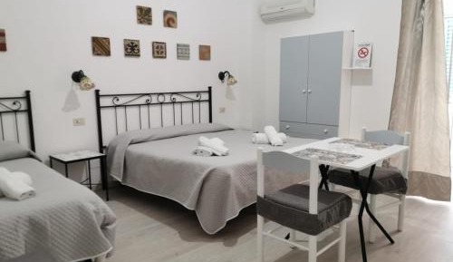 Studio (3 Adults)