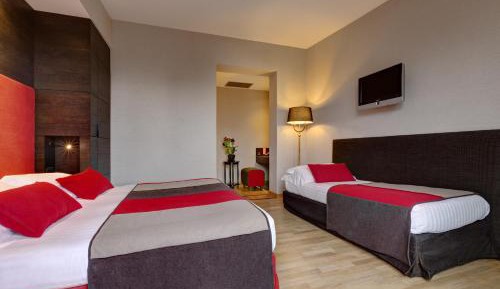 Triple Room