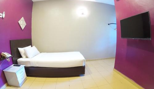 General Room With Window