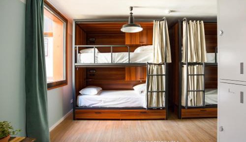 Bed in 6-Bed Mixed Dormitory Room