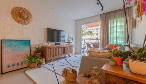 Apartment with Pool View 