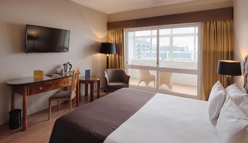 Suite with City View
