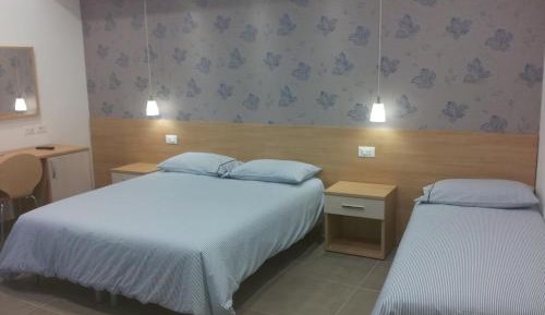 Comfort Triple Room