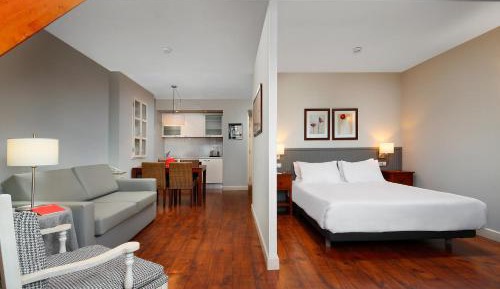 One-Bedroom Apartment (2 - 3 Adults)