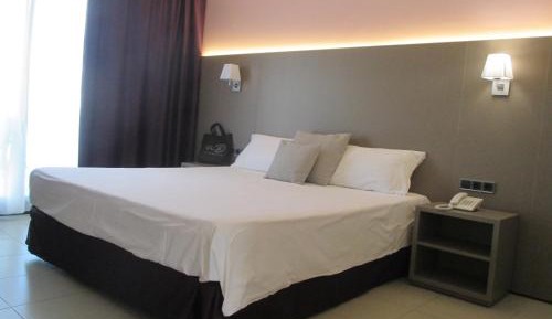 Superior Double Room with Pool View