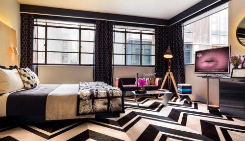 Deluxe King Suite
