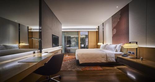 Studio Suite Club