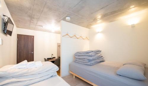 Economy Triple Room