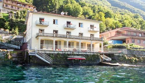 Apartment with Balcony - Via Crotto 27