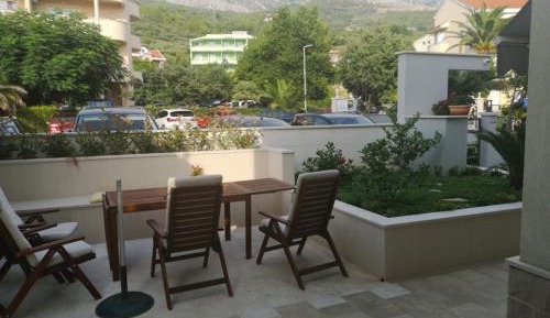 Studio with Balcony