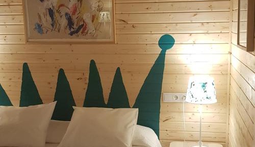 Deluxe Queen Room