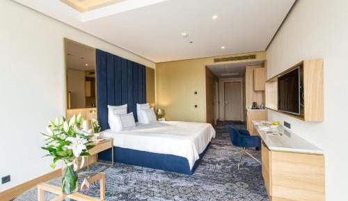 Superior King Room
