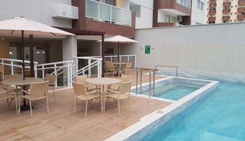 Apartment with Pool View 