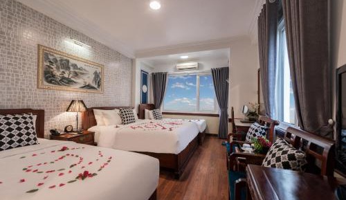 Family Room with City View (3 Adults + 1 Child)