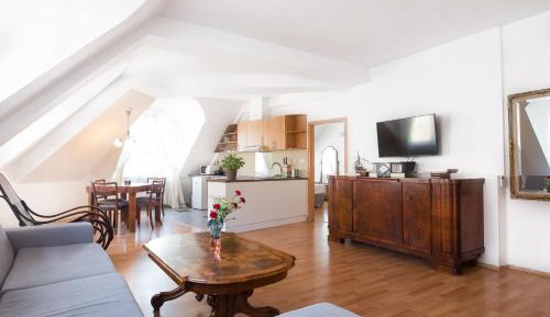 Apartment with Terrace and City View