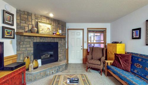 Two Bedroom Apartment 