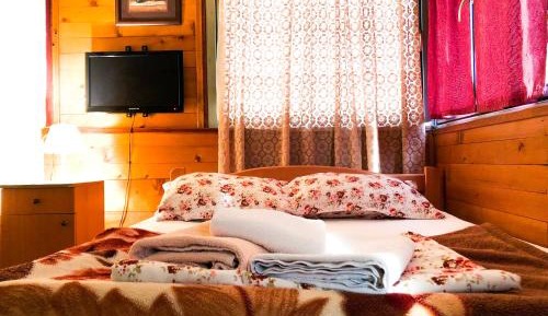 Triple Room with Private Bathroom