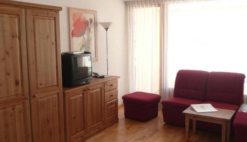 Studio (2 Adults)