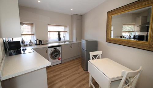 Deluxe Apartment