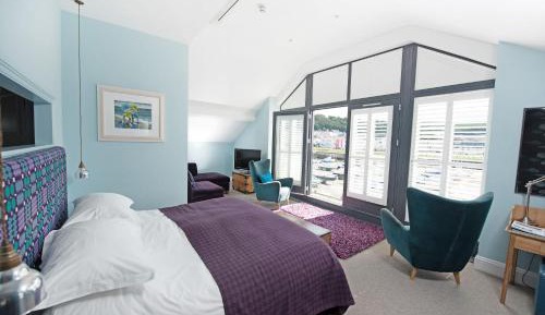 Deluxe Suite with Sea View