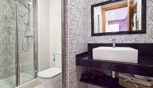 Studio with Balcony (1-3 Adults)